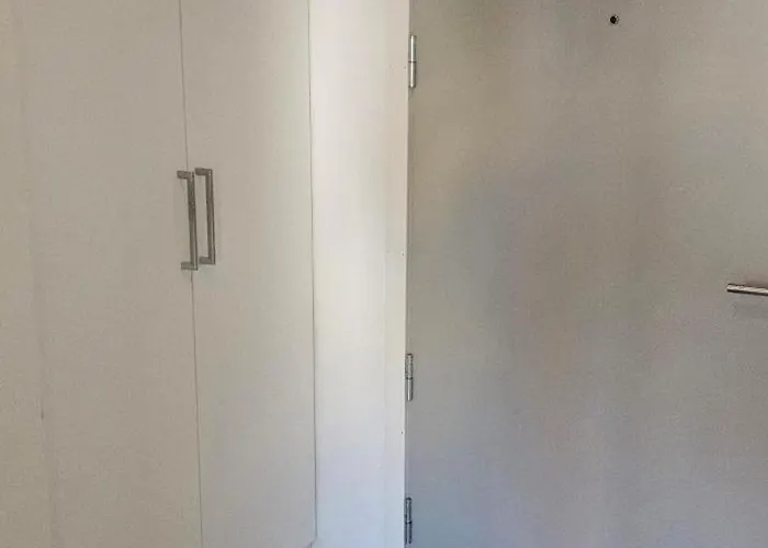 4 Bedrooom דירה *