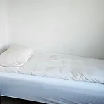 4 Bedrooom *
