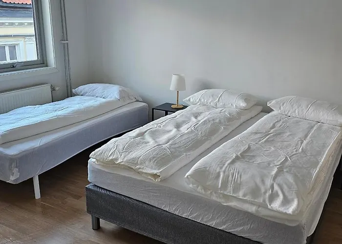4 Bedrooom 公寓 *