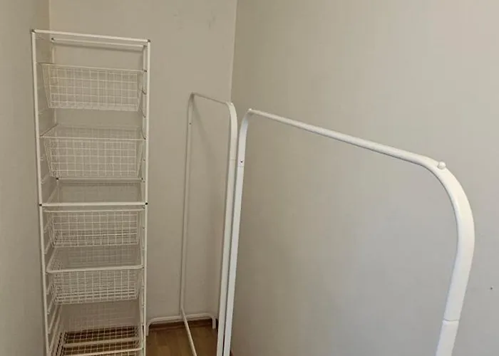 4 Bedrooom